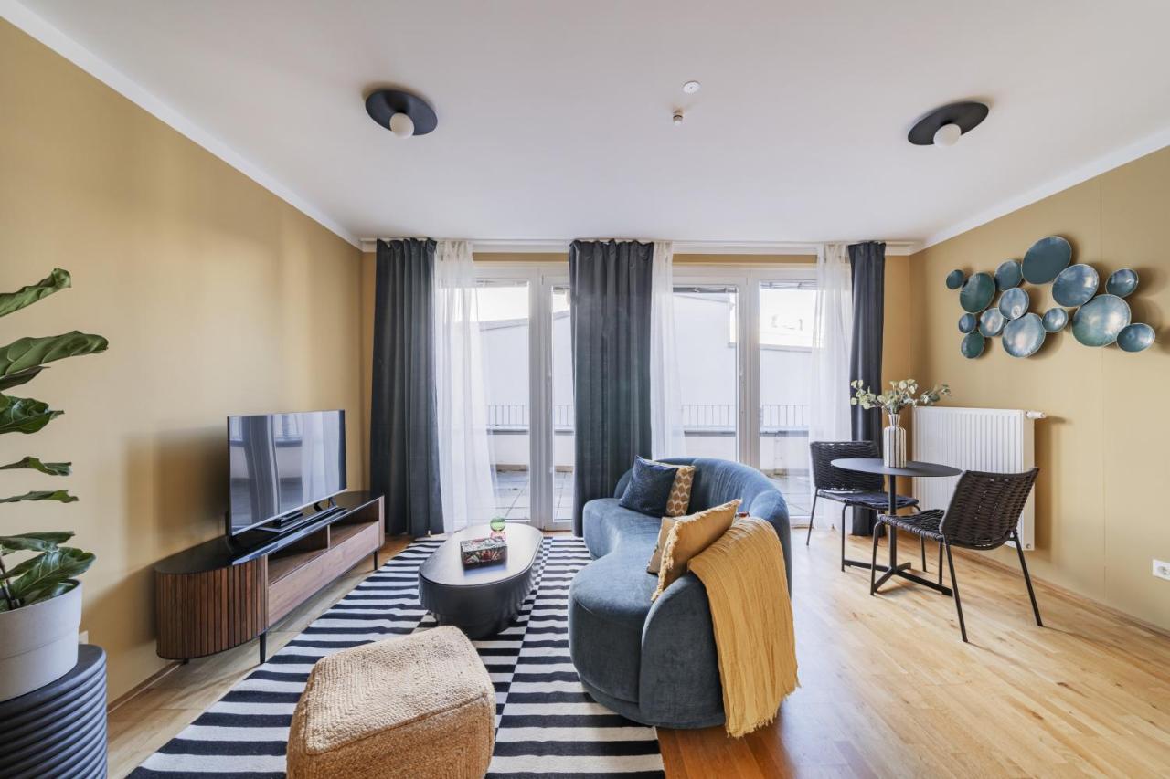 Aparthotel Urbm Pulse Viena Exterior foto
